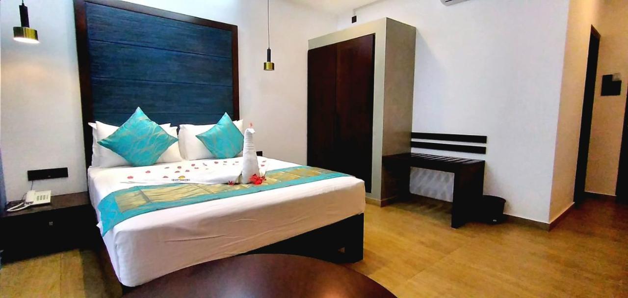 Grand Samudra Hotel Tangalle Bagian luar foto